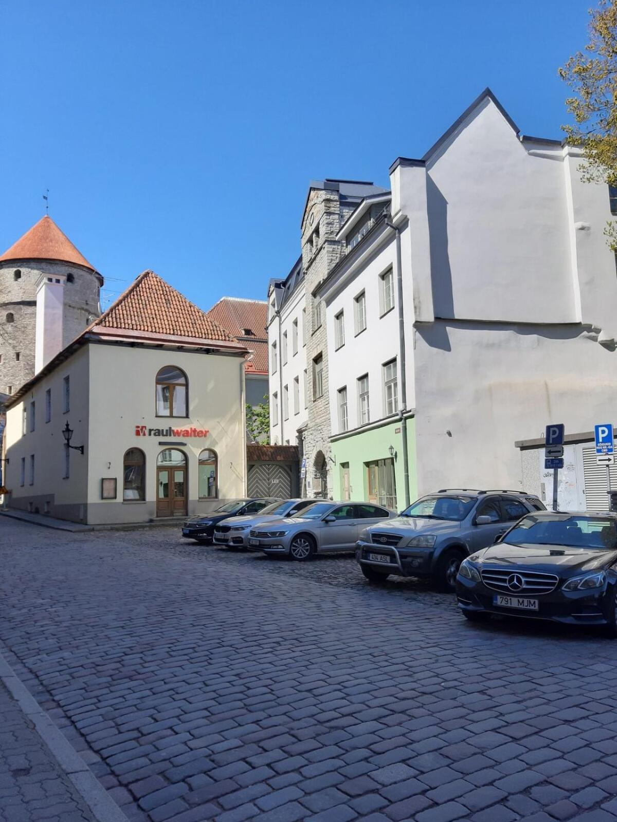 Tallinnhousing Knights And Nobility -3 Bdr Home Екстер'єр фото